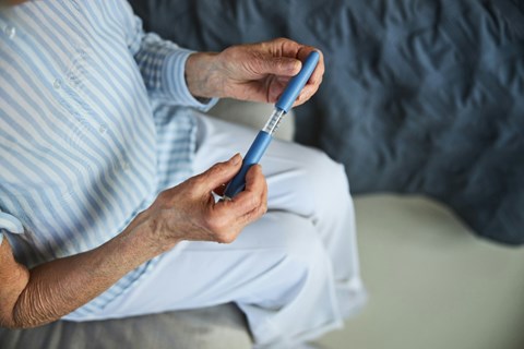 Optimizing self-administered treatment initiation